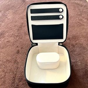 Eva travel jewelry box